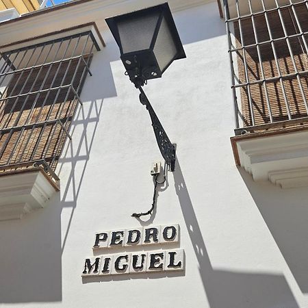 Wish Suite Feria De Sevilla Exterior foto