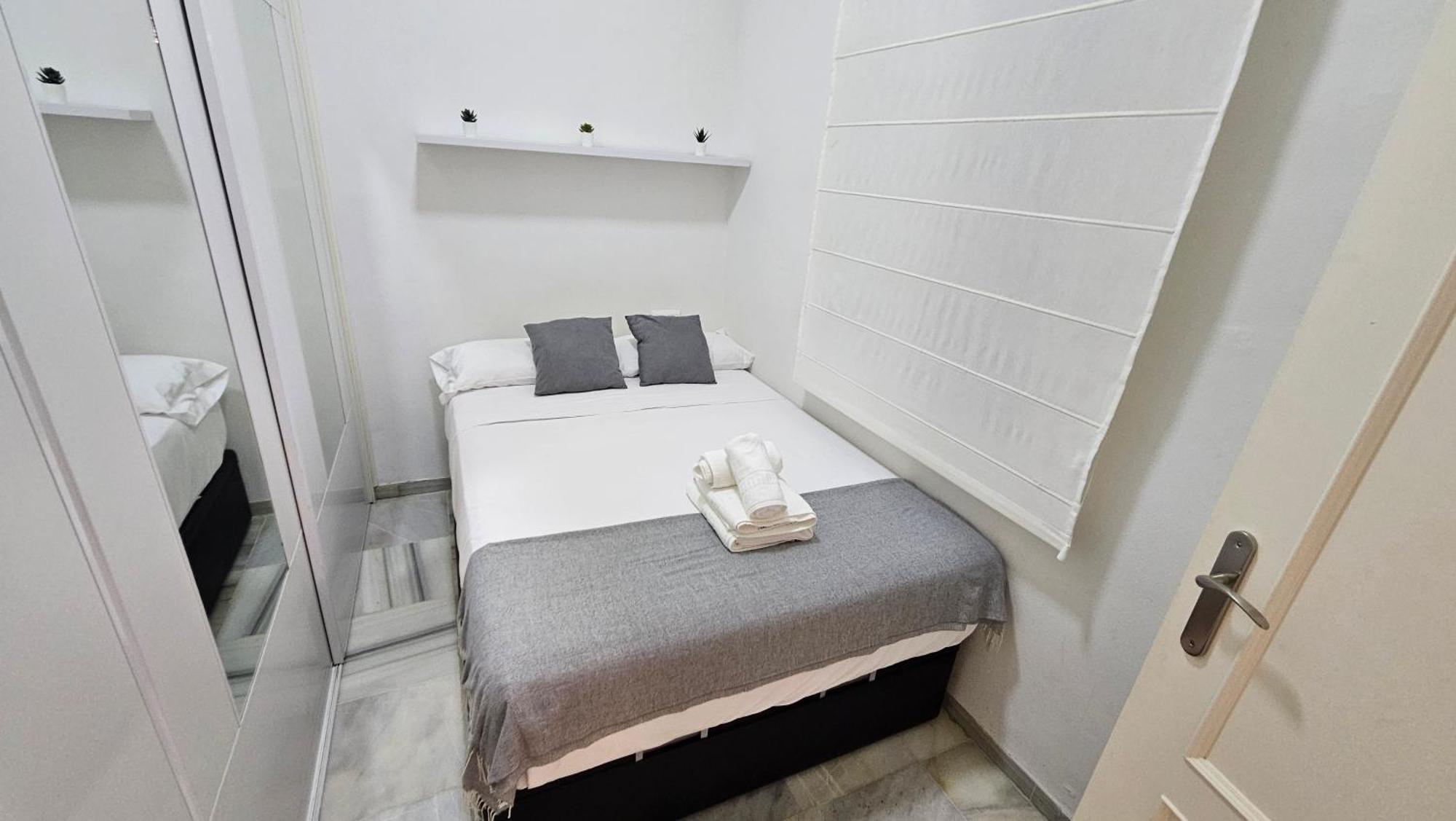 Wish Suite Feria De Sevilla Exterior foto